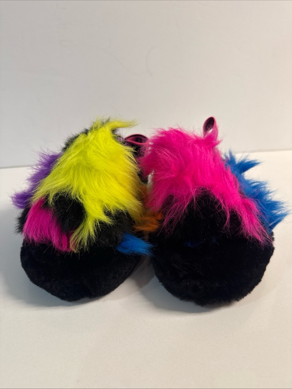 WOMEN'S UGG FLUFF PARTY SPOTS 1125006 SLIPPER SANDAL BEACH CASUAL SIZE 9